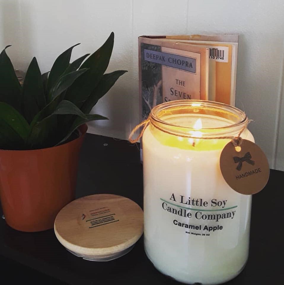 Connecticut Candle Company Brings Light to Nephrotic Syndrome, Donating